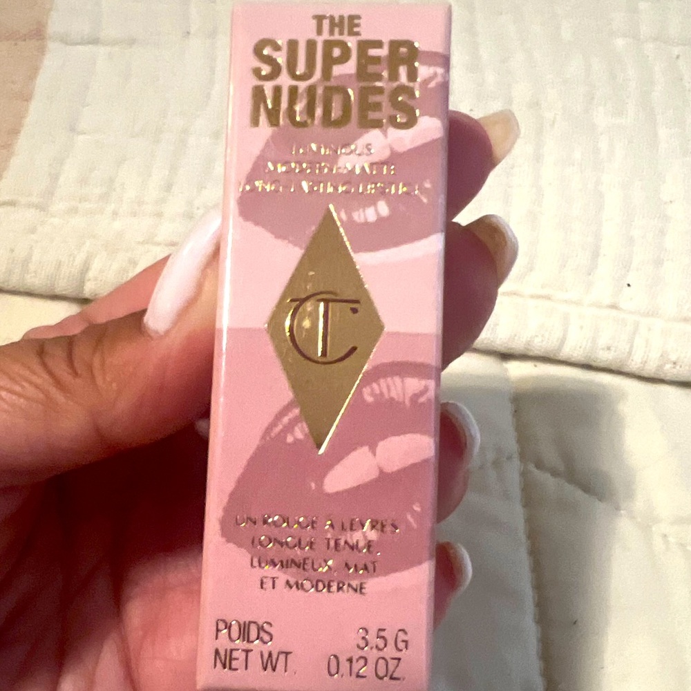 COPY - Charlotte Tilbury Lipstick